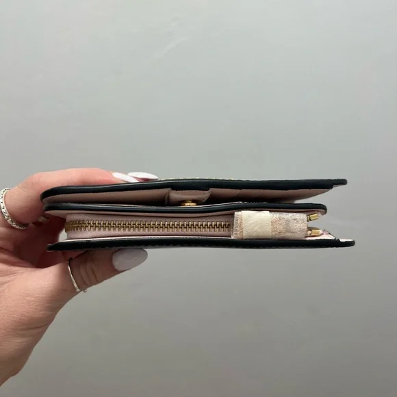 BRAND NEW Kate Spade Black Bifold Card Holder with Pink Interior - Picture 3 of 5